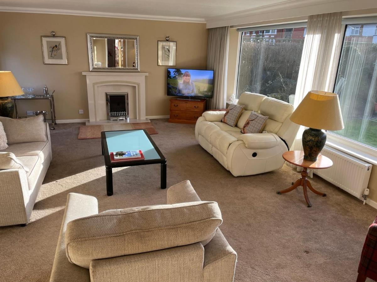 'Sounion' - Fabulous, Spacious Modern House With Large Private Garden In Leafy Lytham Lytham St Annes Exterior foto